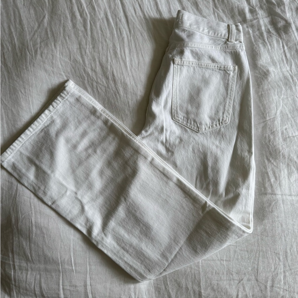 Madewell The Cleo white straight Jeans. Size 28